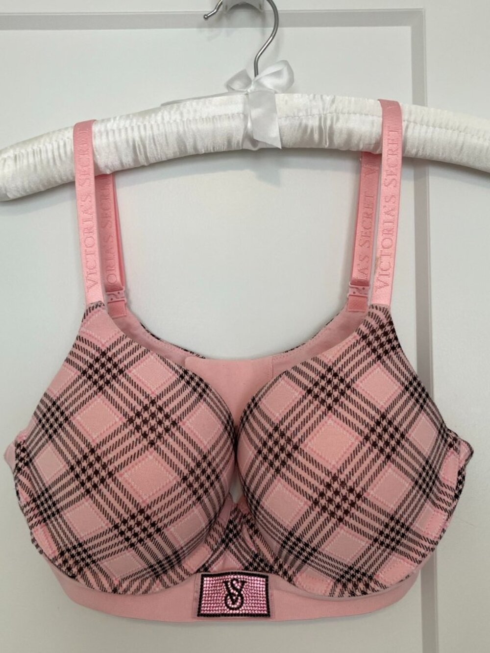 Victoria's Secret Perfect Shape Shine Patch Push-Up Bra 36C (Pink Plaid)